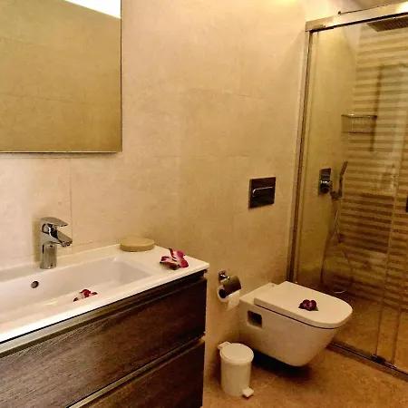 Сasa de vacaciones Rooftop Vistas, 2 Bedrooms First Line *