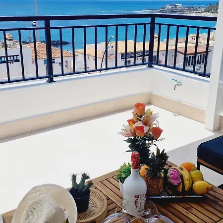 Rooftop Vistas, 2 Bedrooms First Line Ferienhaus