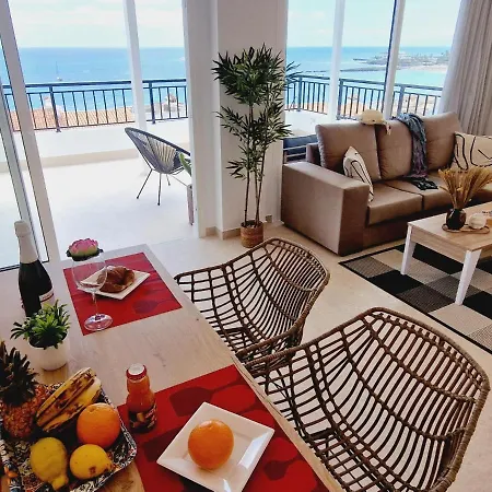 Rooftop Vistas, 2 Bedrooms First Line Ferienhaus Los Cristianos (Tenerife)