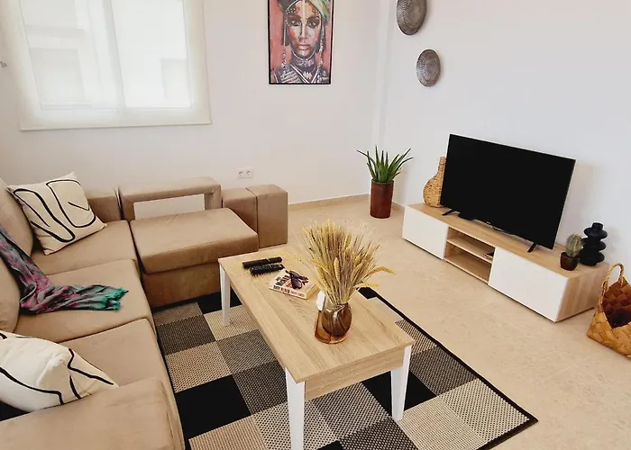 펜션 Rooftop Vistas, 2 Bedrooms First Line *