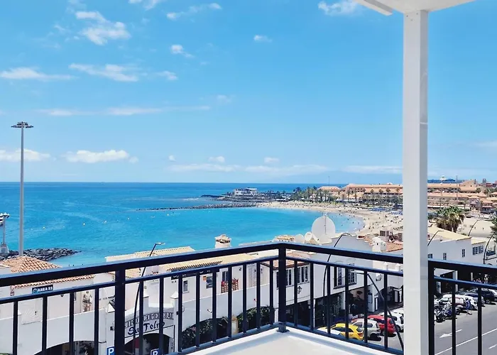 펜션 Rooftop Vistas, 2 Bedrooms First Line